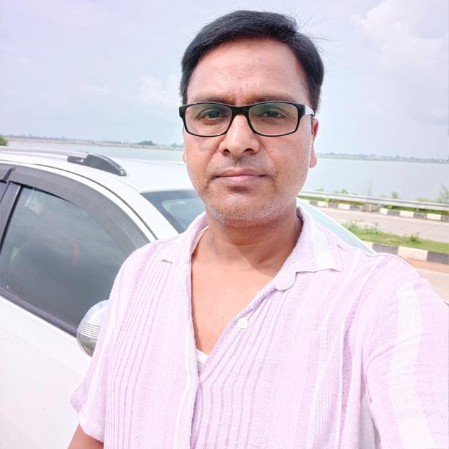 श्री ऋषिकेश शर्मा