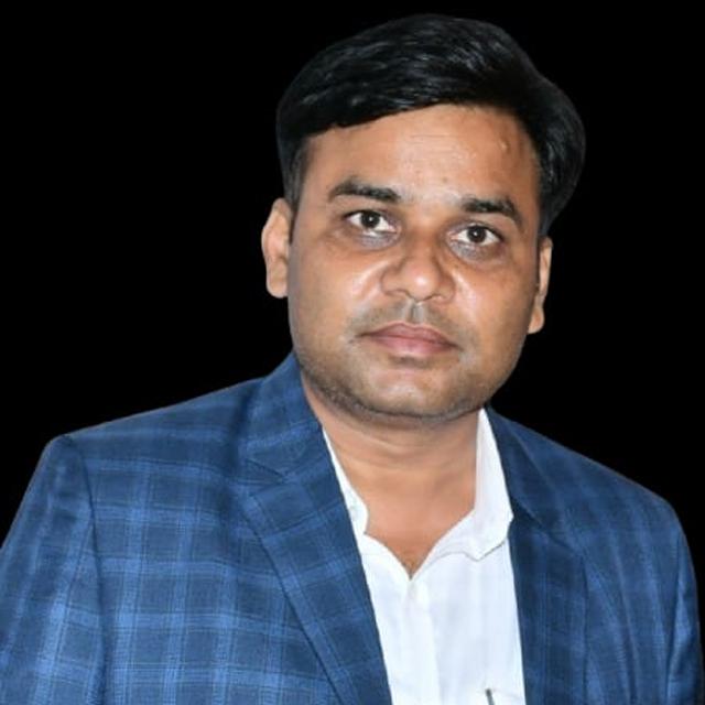 डॉ0 निगम मौर्य